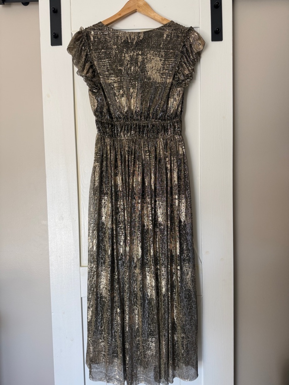 Vici Gold and Black Metallic Midi Dress - Picture 3 of 5